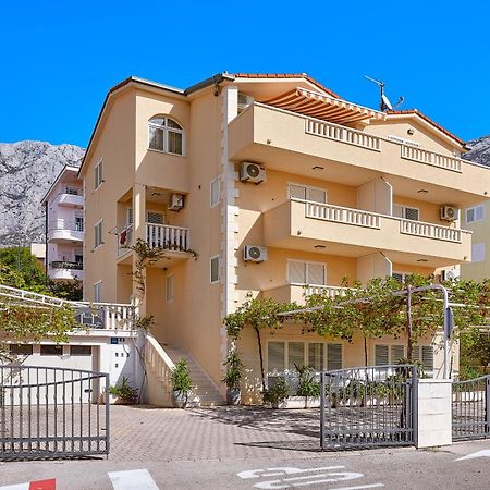 Apartments Ivica Makarska Esterno foto