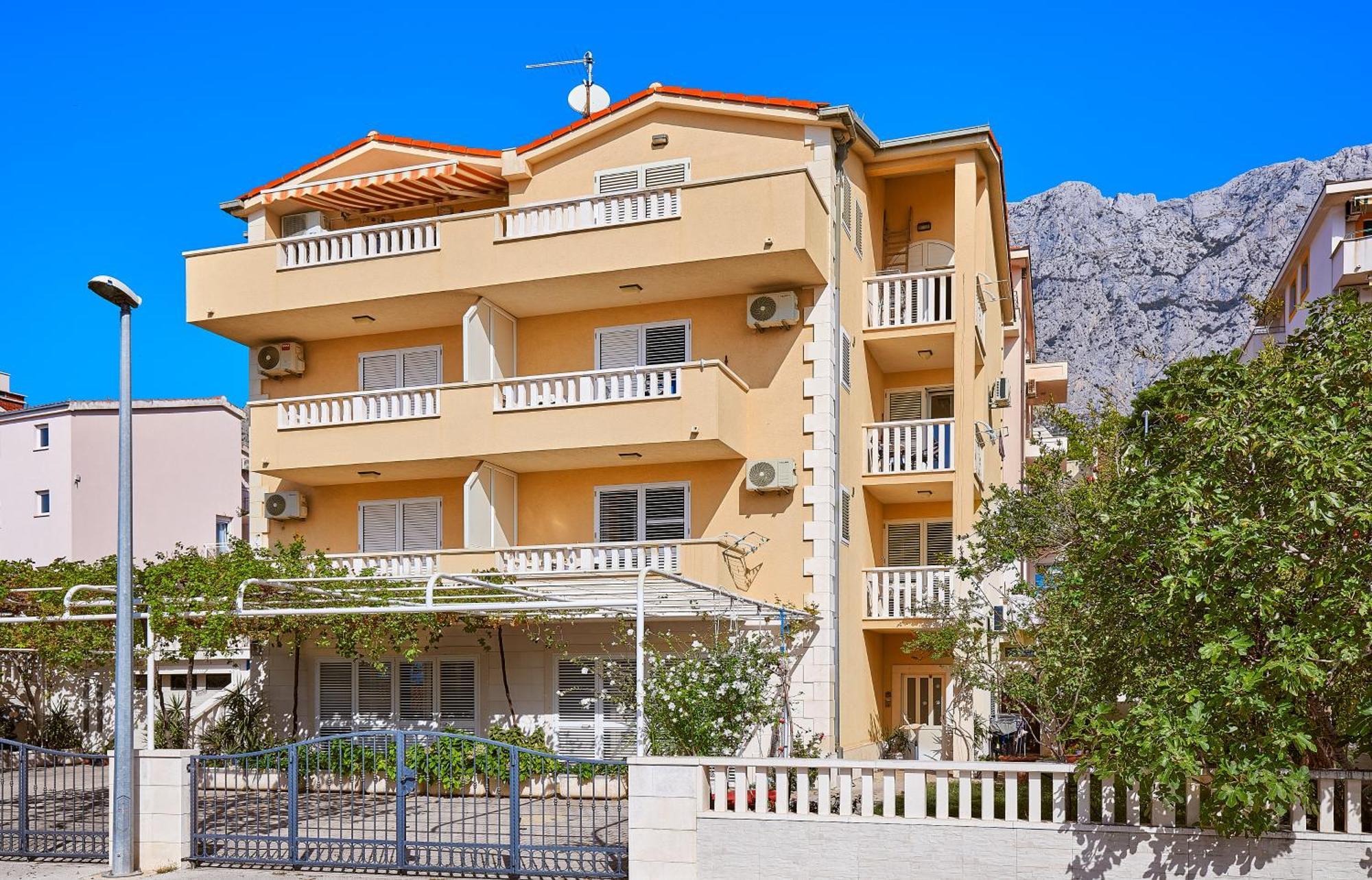 Apartments Ivica Makarska Esterno foto