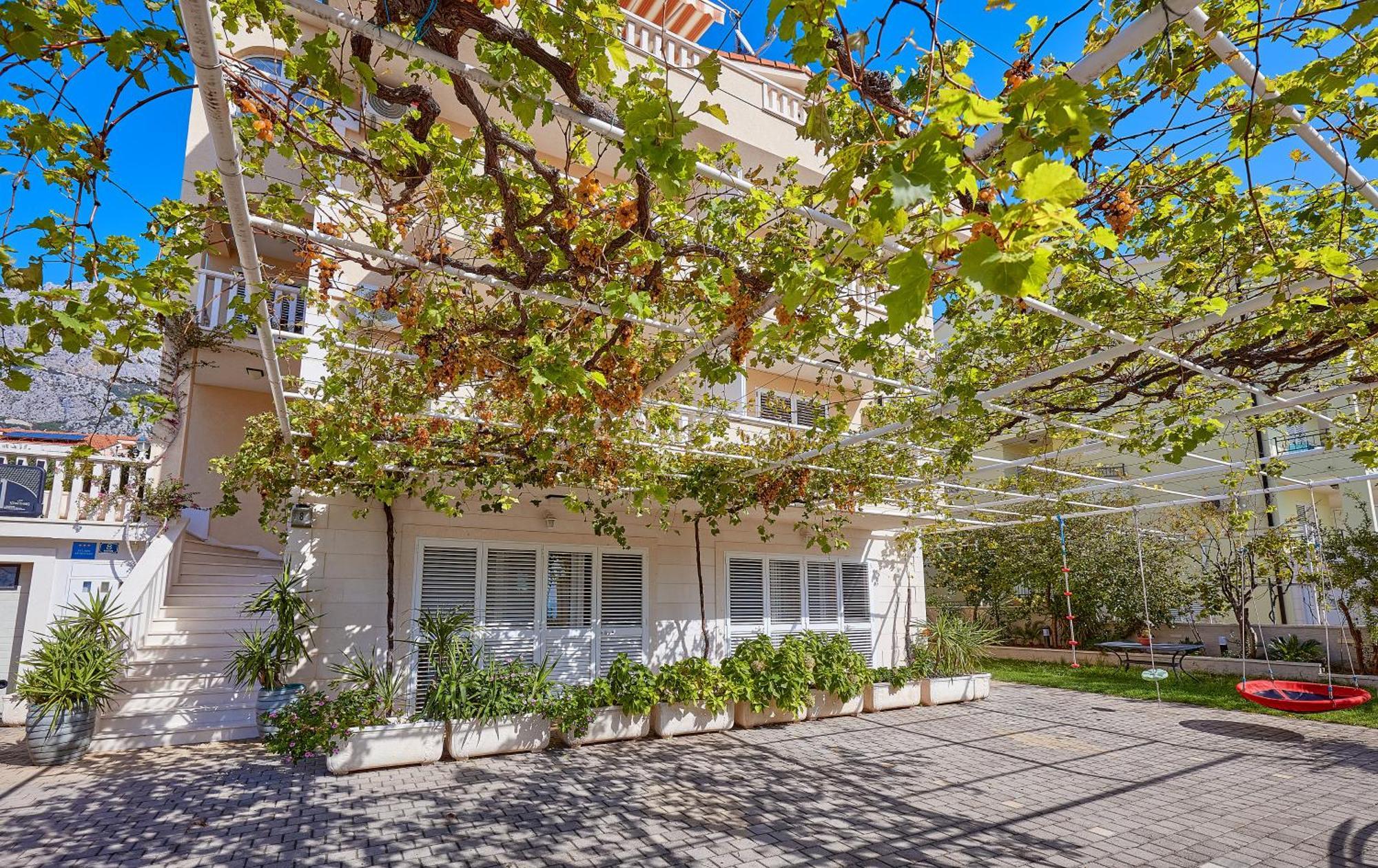 Apartments Ivica Makarska Esterno foto