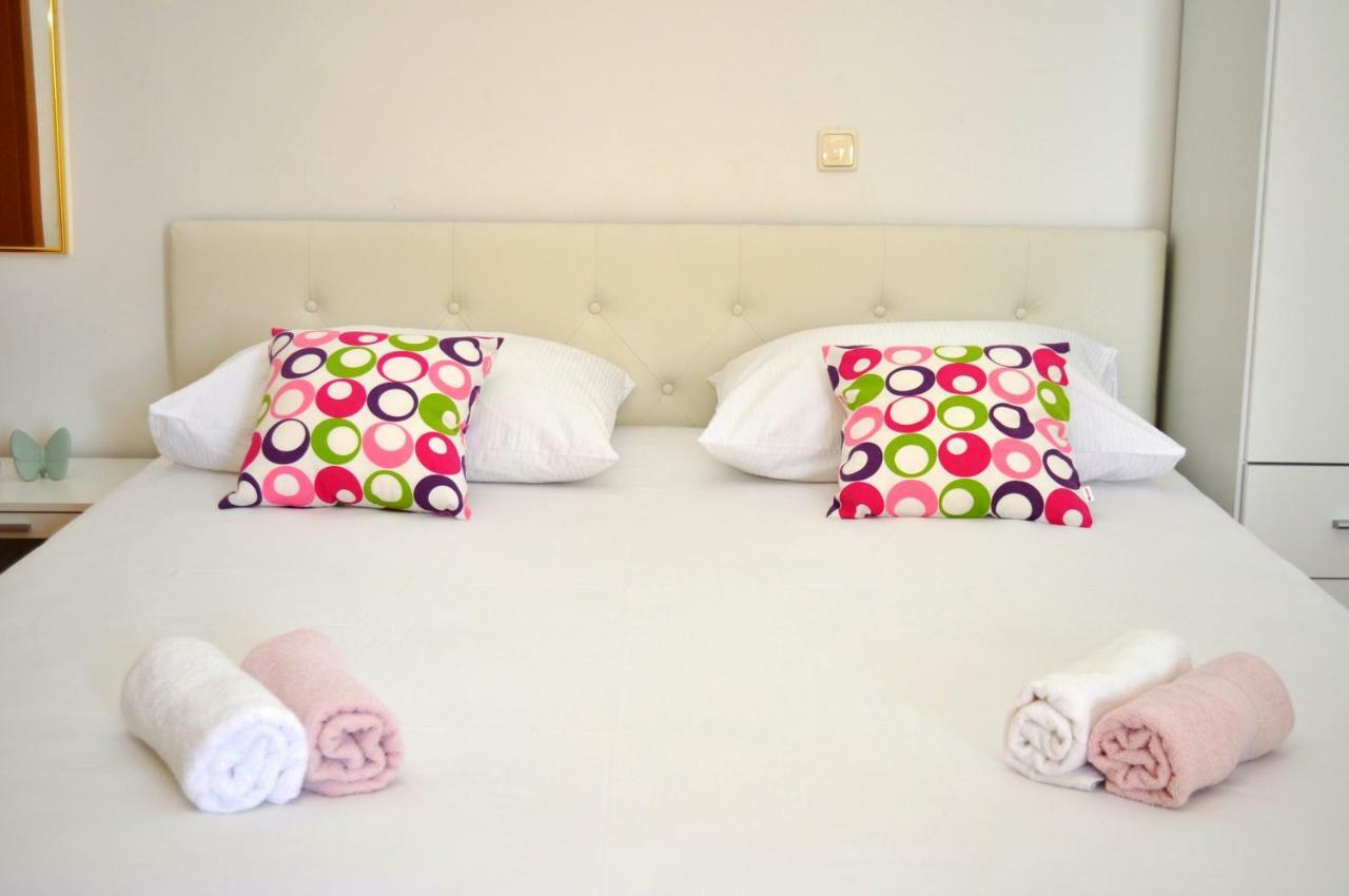 Apartments Ivica Makarska Esterno foto