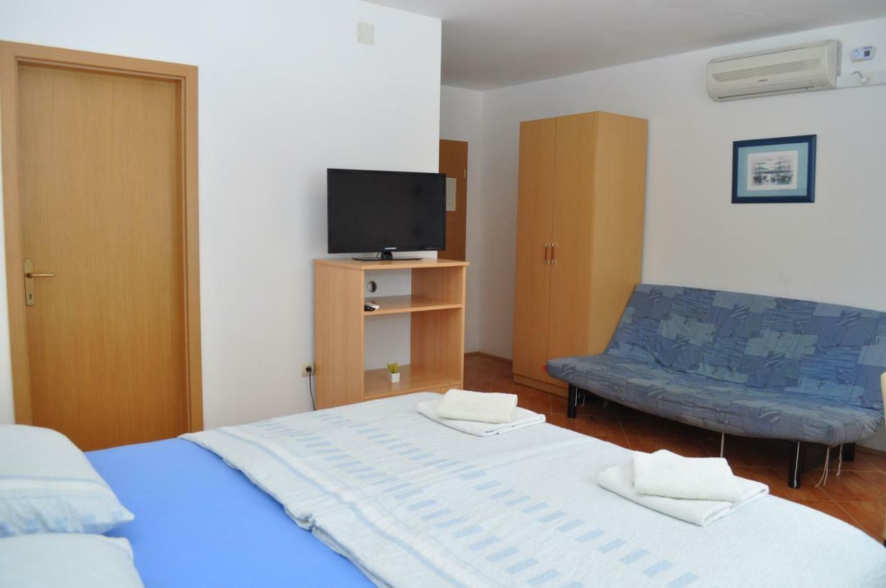 Apartments Ivica Makarska Esterno foto