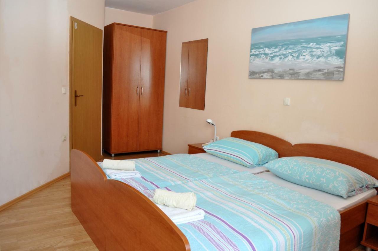 Apartments Ivica Makarska Esterno foto
