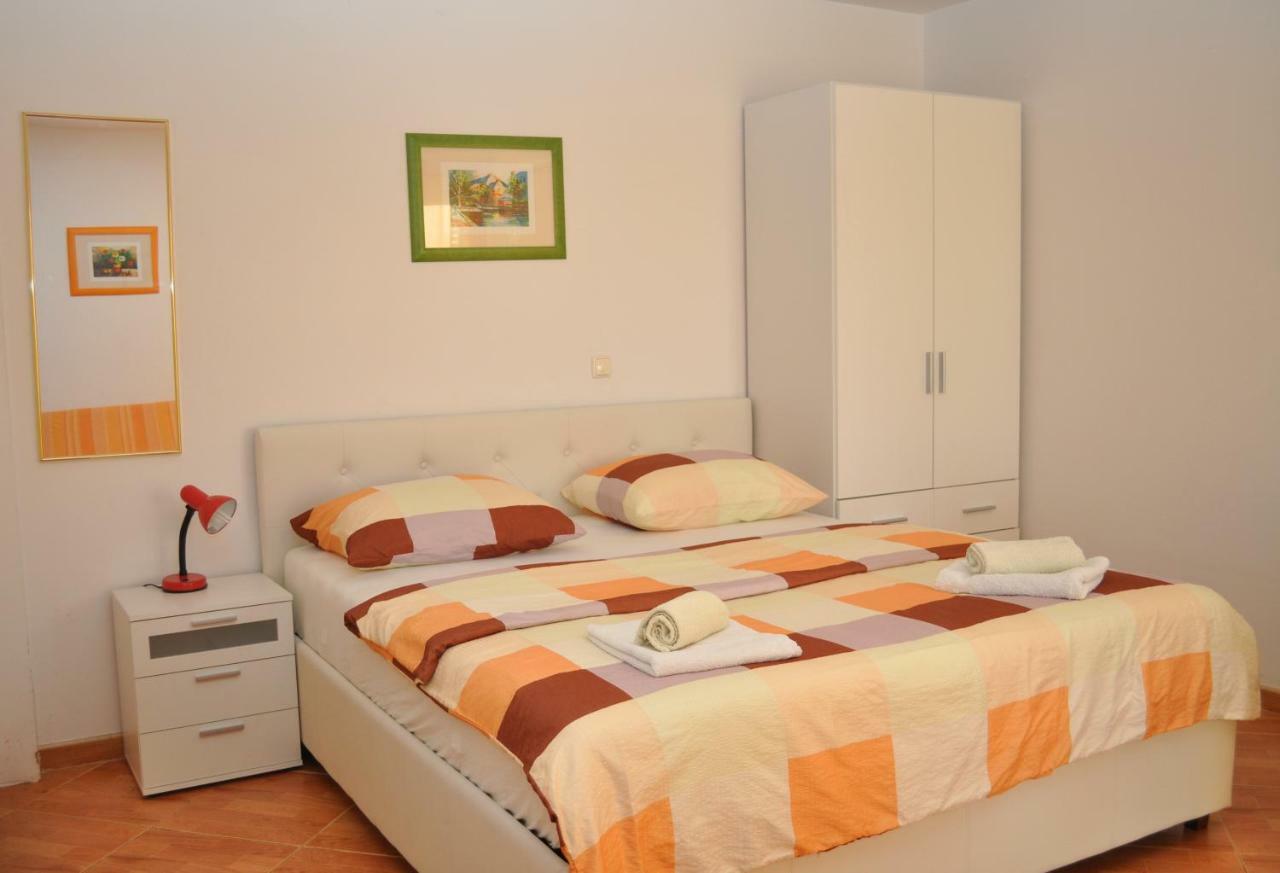 Apartments Ivica Makarska Esterno foto